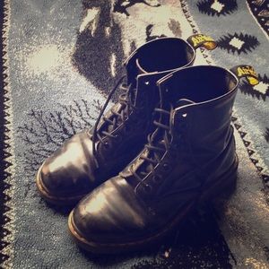 Authentic Doc Martens 🖤